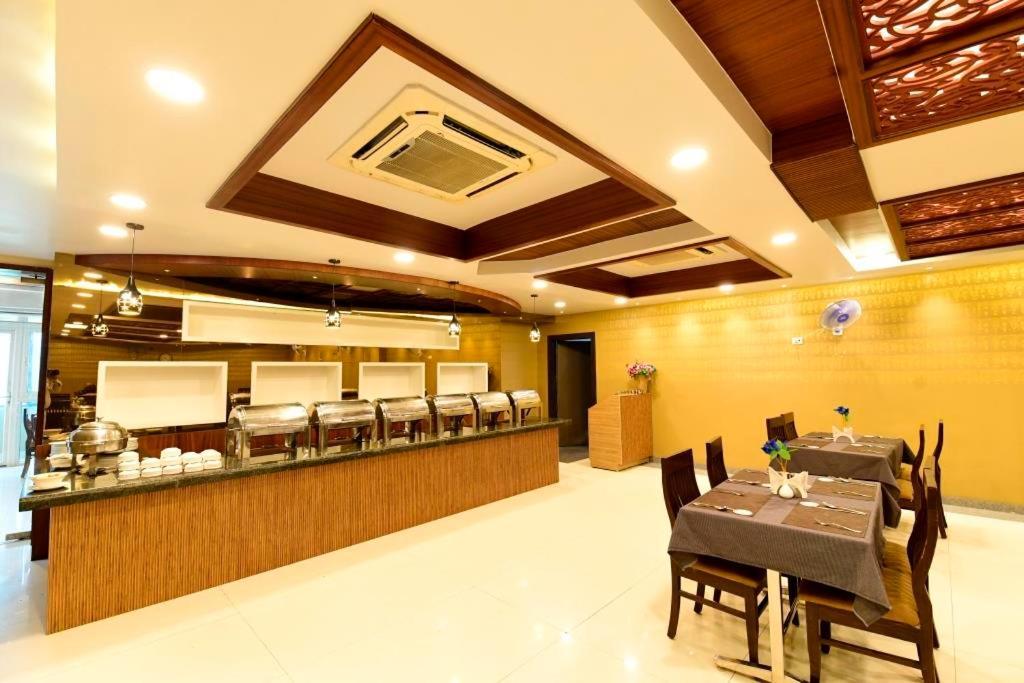 בודהגאיה Hotel Jataka Inn מראה חיצוני תמונה