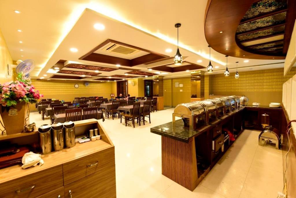 בודהגאיה Hotel Jataka Inn מראה חיצוני תמונה
